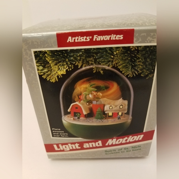 1989 Hallmark Magic Ornament Light Motion Spirit of St Nick Plane Swoops Soars - Picture 10 of 16